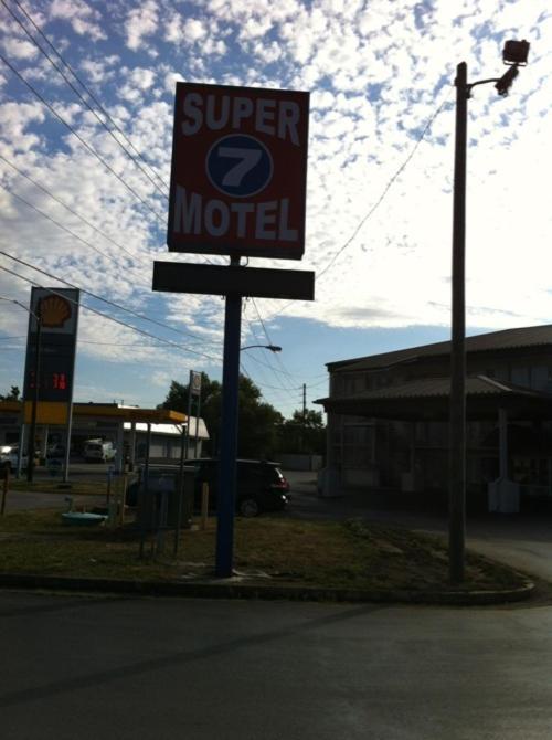 Super 7 Motel 리치먼드 외부 사진